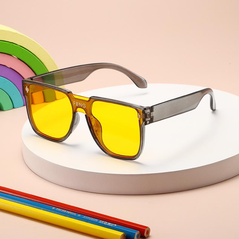 

Children Outdoor Fashion Sunglasses Cartoon Style UV Protection Durable Frame Lightweight Comfortable Fit Kids Sunglasses for Daily Use One Size жёлтый