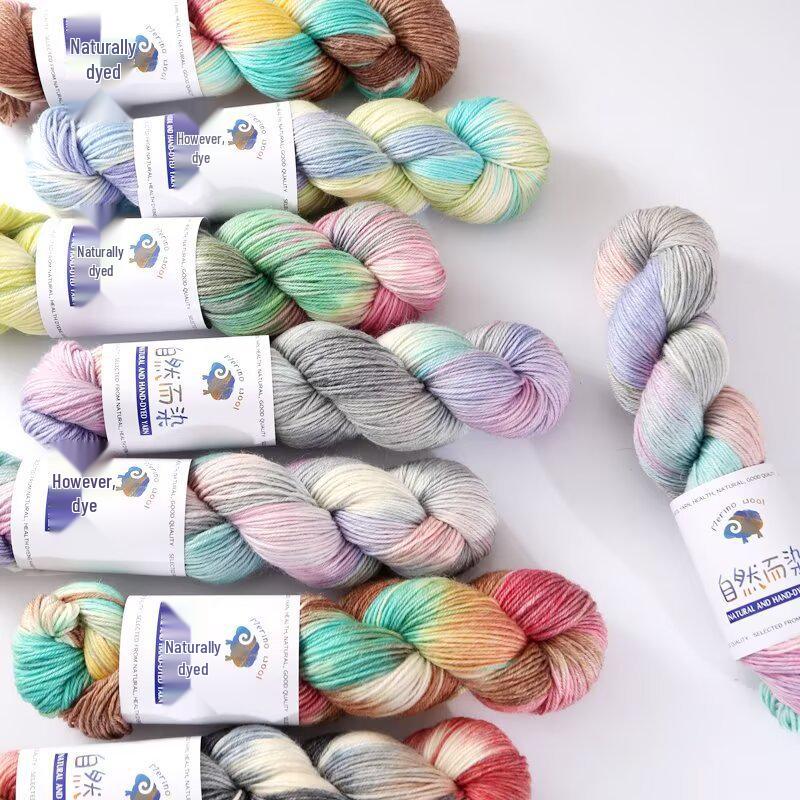 Soft, Skin-Friendly Medium-Thick Hand-Dyed Wool Yarn for DIY Knitting Projects - Perfect for Scarves and Coats
