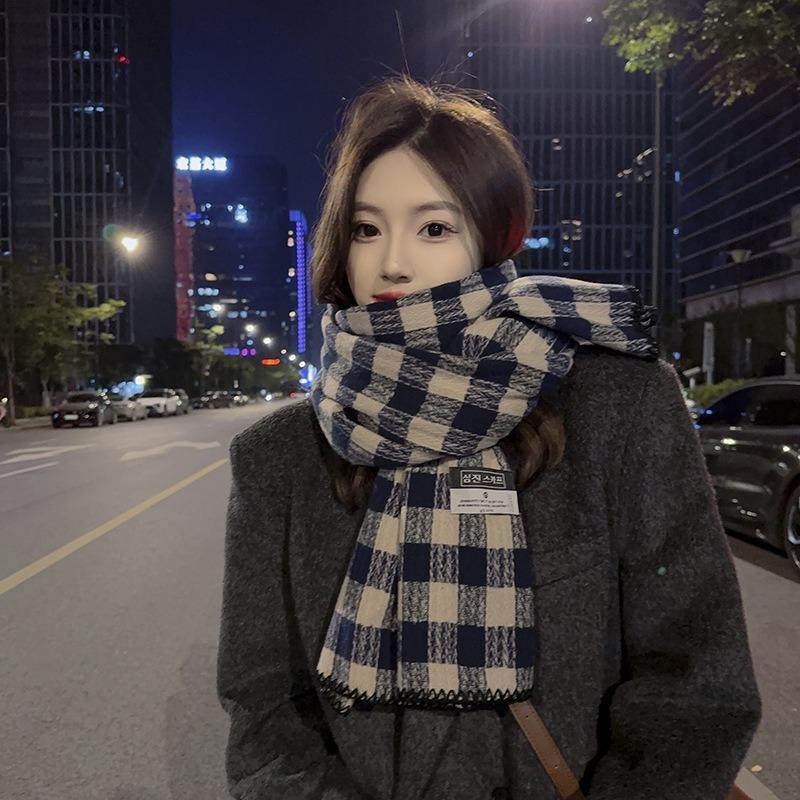 Retro plaid scarf women's new winter thickened student shawl dual-purpose warm scarf green