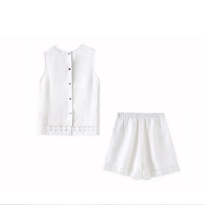 Linen Sleeveless Lace Top & 3D Embroidered Sunflower Shorts Set for Women