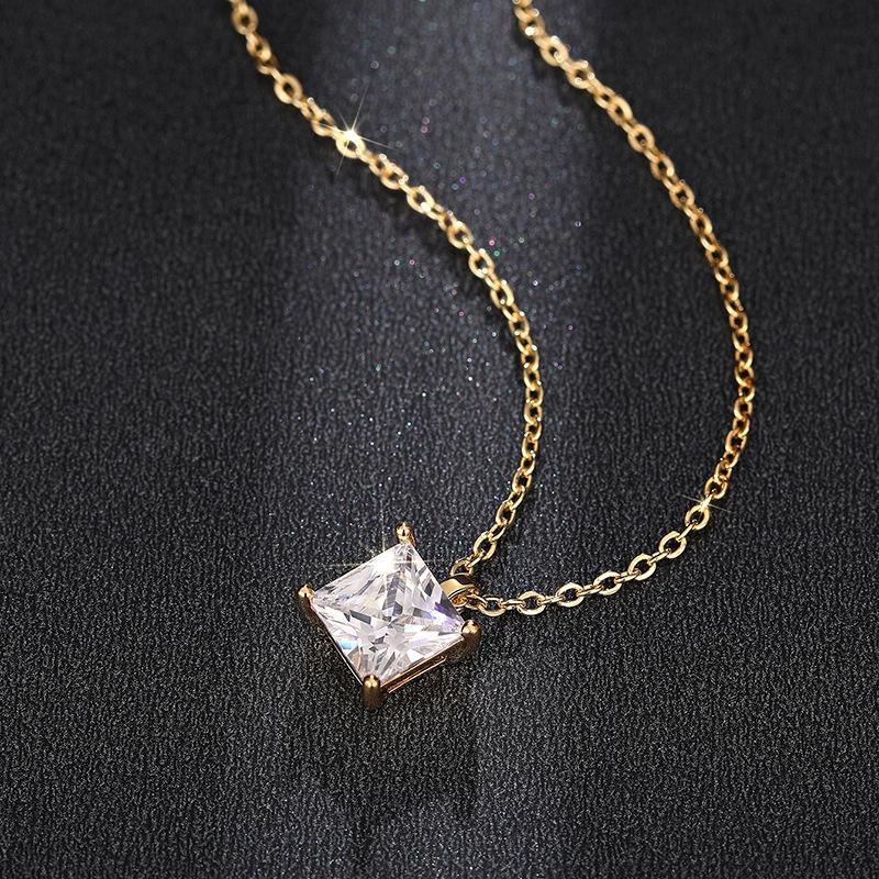 Ladies' Simple Square Pendant Necklace, Square Synthetic Zircon Inlay, Elegant Jewelry for Daily Wear Collarbone Chain, Birthday Gift