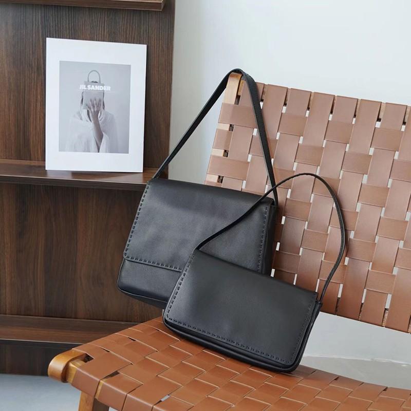 

Cross-border haute couture inside and outside full sheepskin hand stitching minimalist hobo underarm bag simple loose lazy shoulder bag bag 26*15*4cm чорний