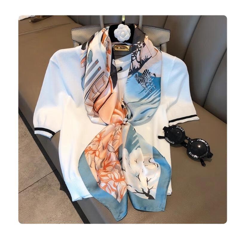 HANDUNYOU French Style Striped Square Scarf