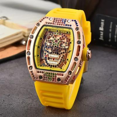 New Colored Diamond Skull Quartz Watch Spot Wholesale Fashion Business Diamond-encrusted Silicone Watch Men