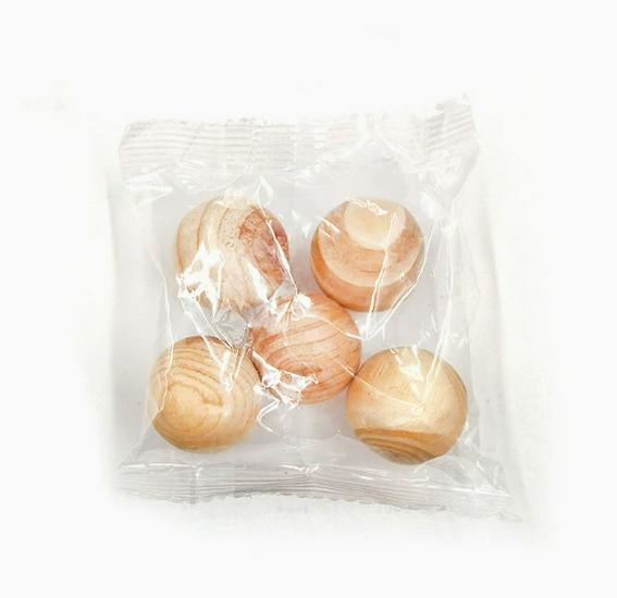 Camphor Wood Balls - 1.8cm Natural Mothballs for Wardrobe Protection: Anti-mildew, Anti-insect, Anti-moisture.