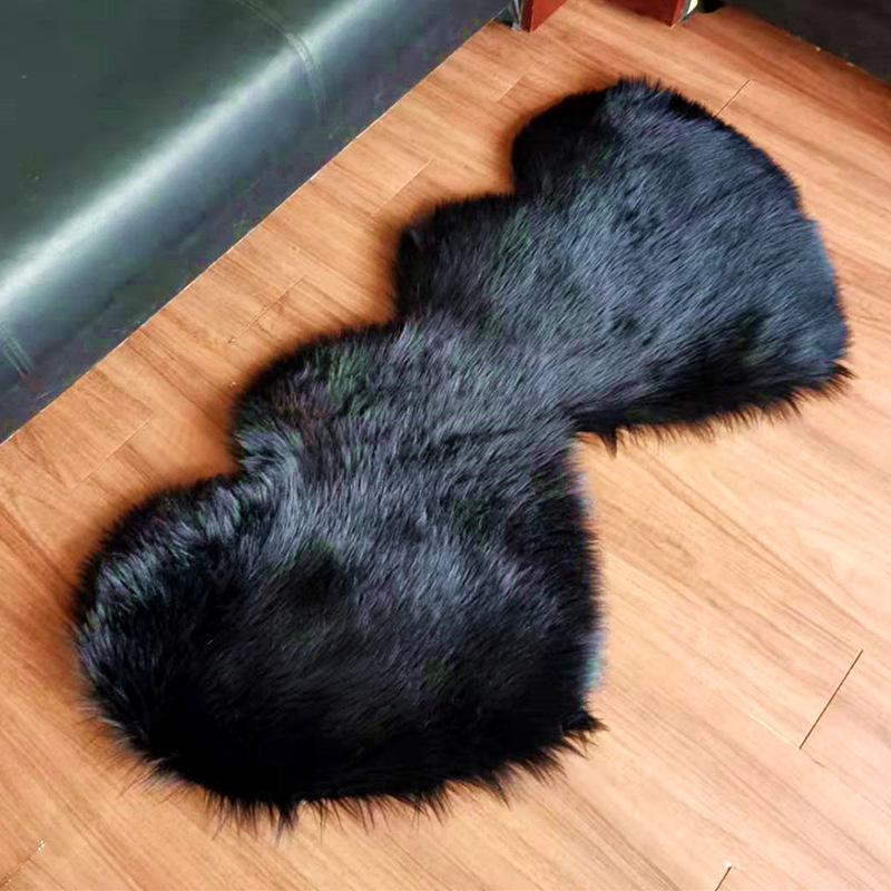 Double Heart Plush Imitation Wool Floor Mat for Living Room or Bedroom