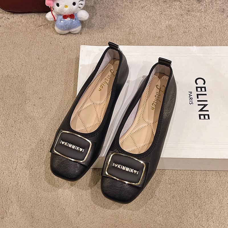

Retro soft leather single shoes women s 2025 new one-pedal design metal buckle shallow mouth square heel work shoes 40