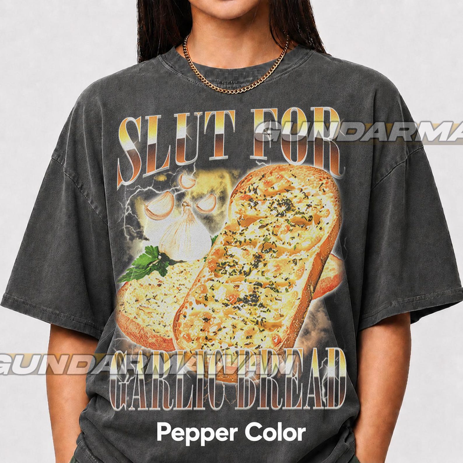 Slut For Garlic Bread Shirt Vintage Bootleg 90s Meme Tee – Funny Foodie T-Shirt, Garlic Bread Lover Gift, Italian Food Humor Unisex FD S