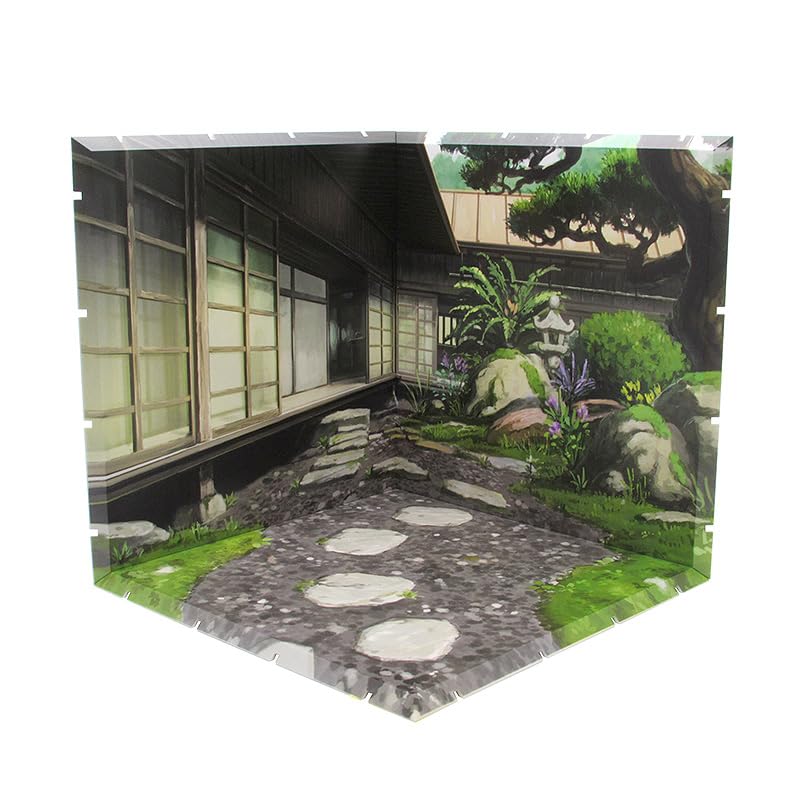 Dioramansion 200 courtyard