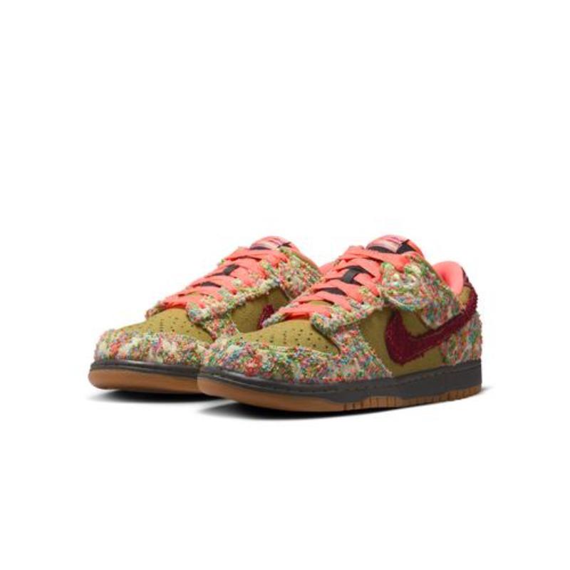 Nike Dunk Low Panda-Monium Green Curry IB2263-300 Unisex
