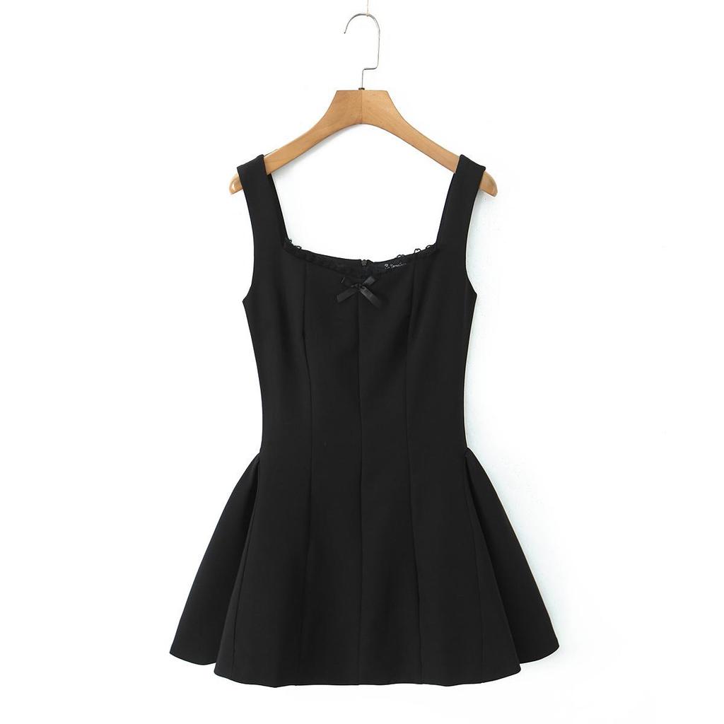 2026 Chic Retro Lace Camisole Dress - Sweet Bow, Slim Fit, Sexy Backless Mini