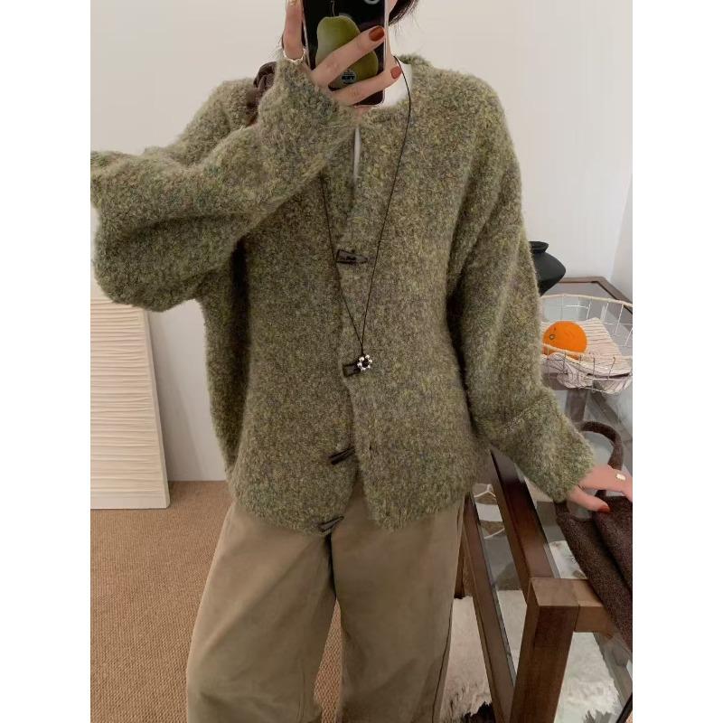 

Женский вязаный кардиган с застежкой на роговые пуговицы в стиле ретро, свободного кроя, в ленивом стиле, новый для осени и зимы One size темно-зеленого