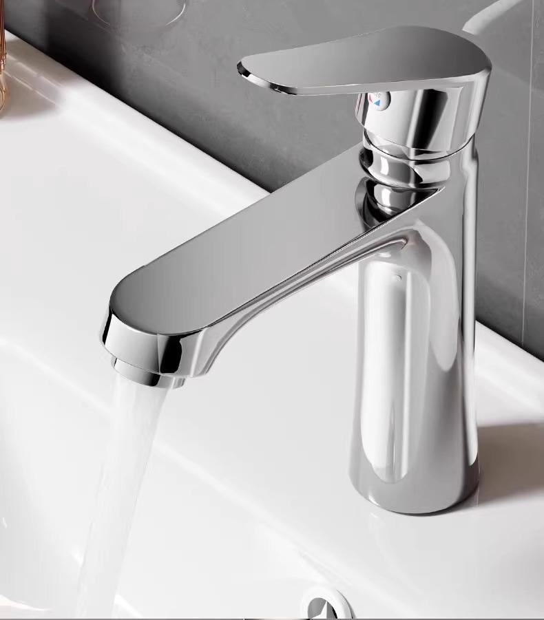 Dual Temperature Bathroom Faucet for Wash Basin