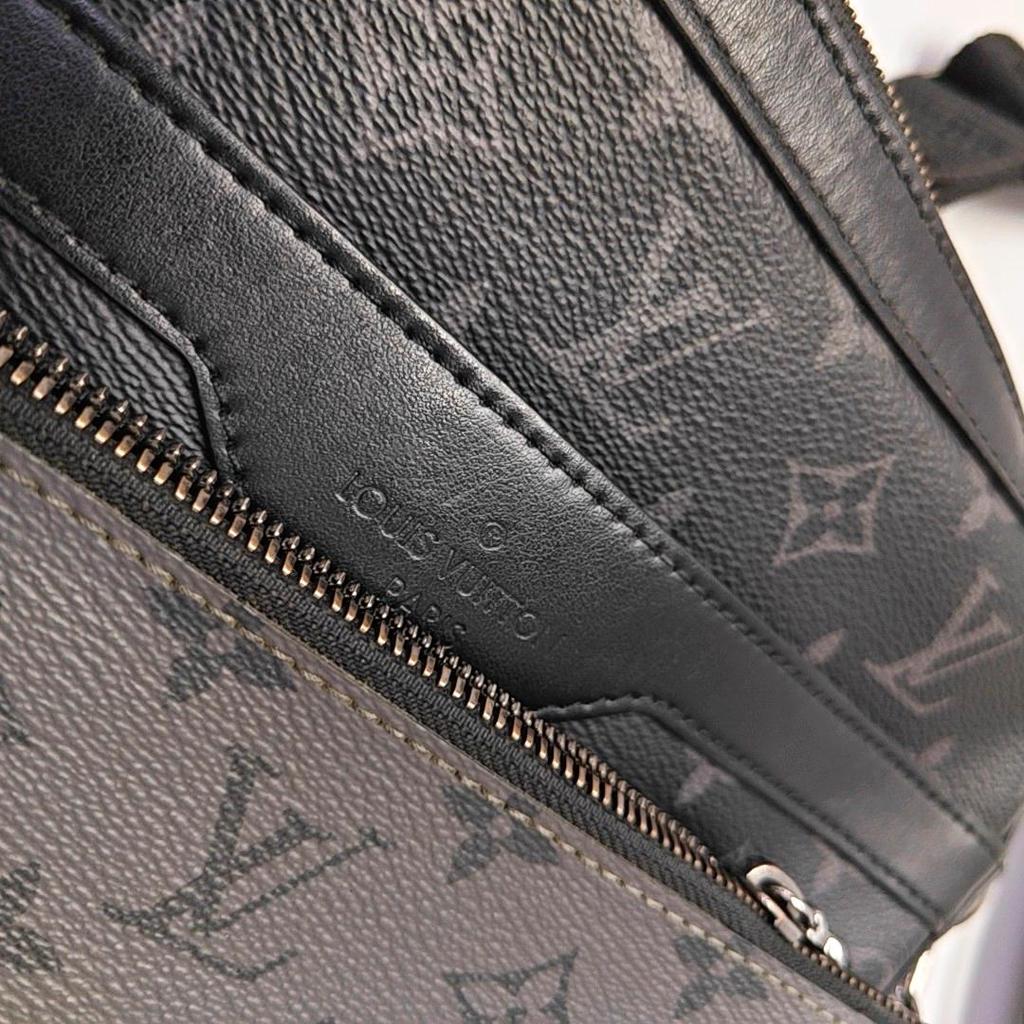 [Pre-Owned] Louis Vuitton Trio Messenger 'Monogram Eclipse Reverse Canvas' - Good #1JZ8U1S