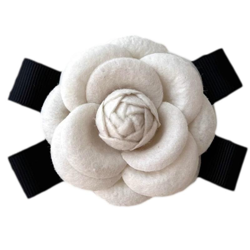 Женская брошь Лацкан Цветок Камелии Подходит для вечеринок и свадеб Изящная Камелия Бант Винтажные булавки бежевый