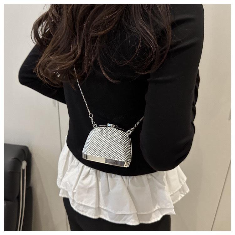 2025 Women's European & American Fashion Shiny Chain Crossbody Shoulder Bag