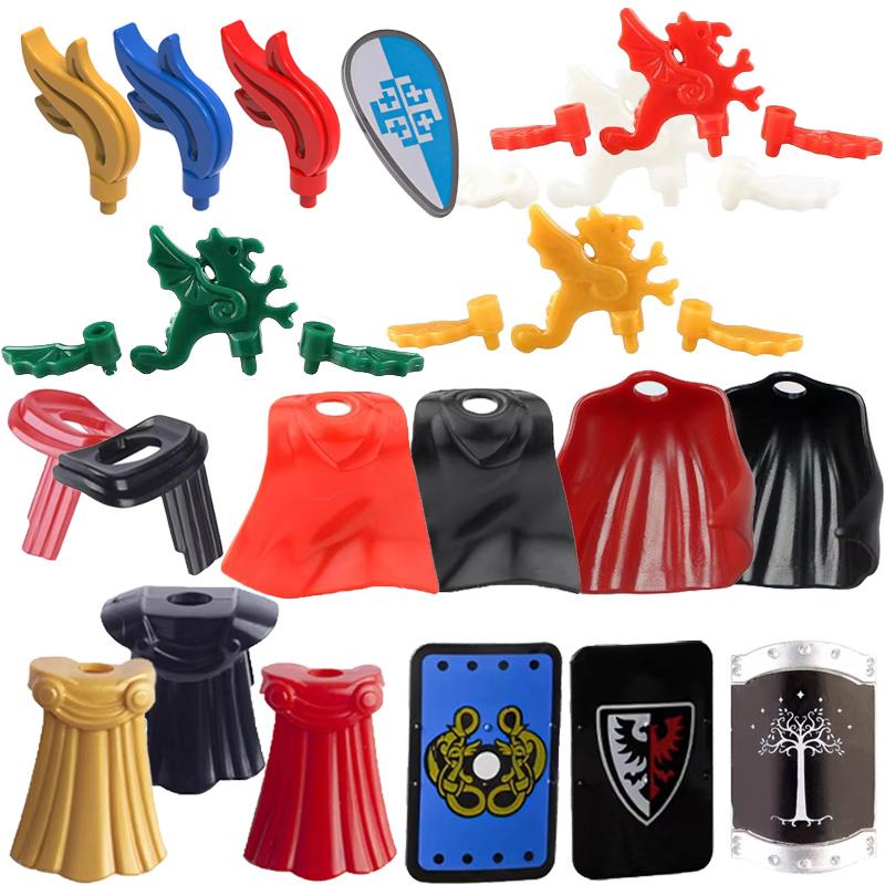 MOC Baustein Mittelalter Ritter Römischer Soldat Zubehör Helm Kopfbedeckung Flammenfeder Schwarzer Adler Schild König Umhang Ziegelstein Spielzeug