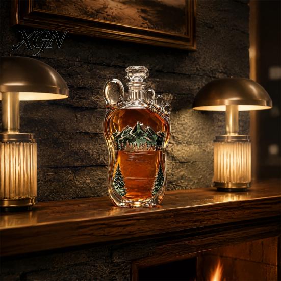Whiskey Decanter Sasquatch Foot Bottle, Shaped Glass Wine Kitchen Bottle Decorative Liquor for Home Bar Parties High Borosilicate