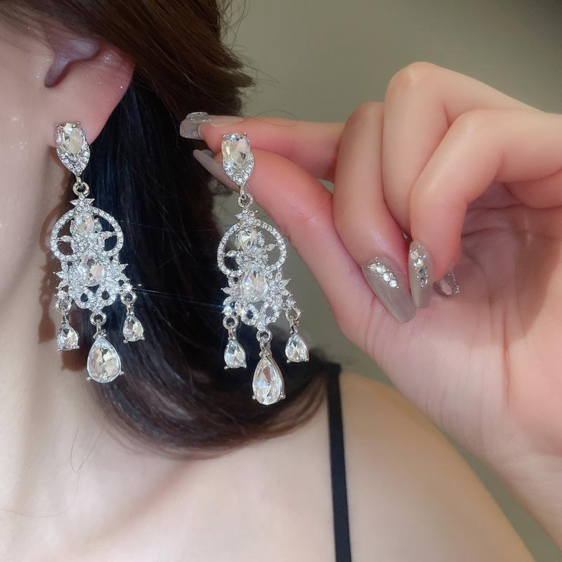 European and American Luxury Irregular Silver Needle Earrings with Rhinestone Inlay