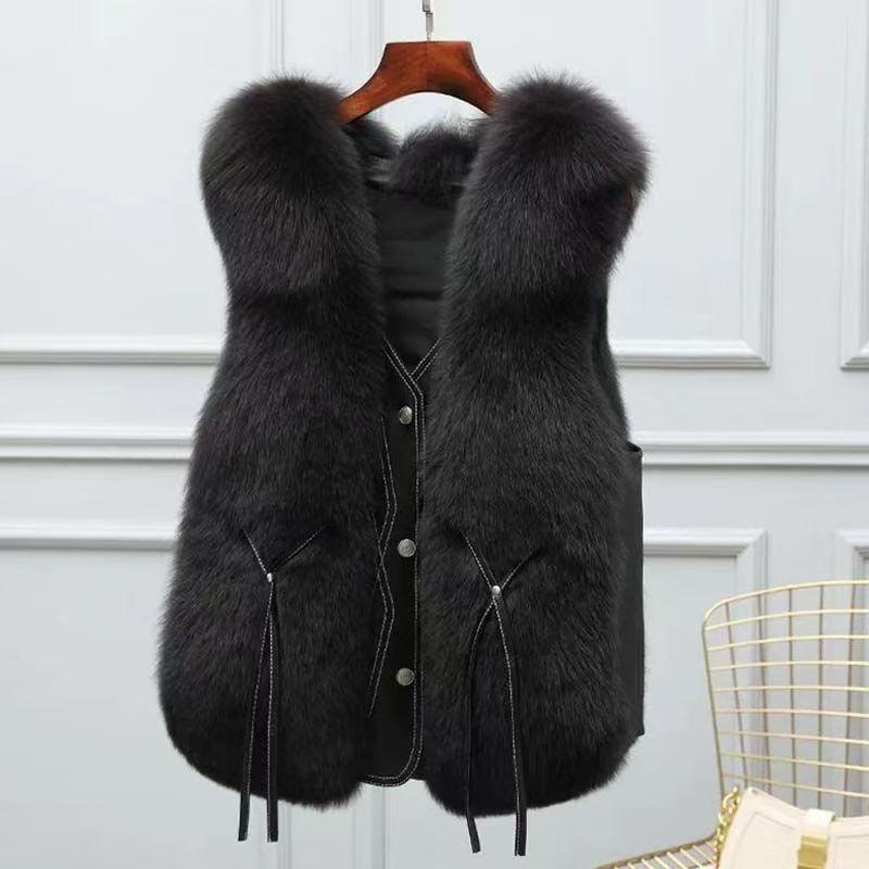 Imitation fox fur vest vest, young model, new model in autumn and winter, female Haining short model, foreign style, trendy outside wear
