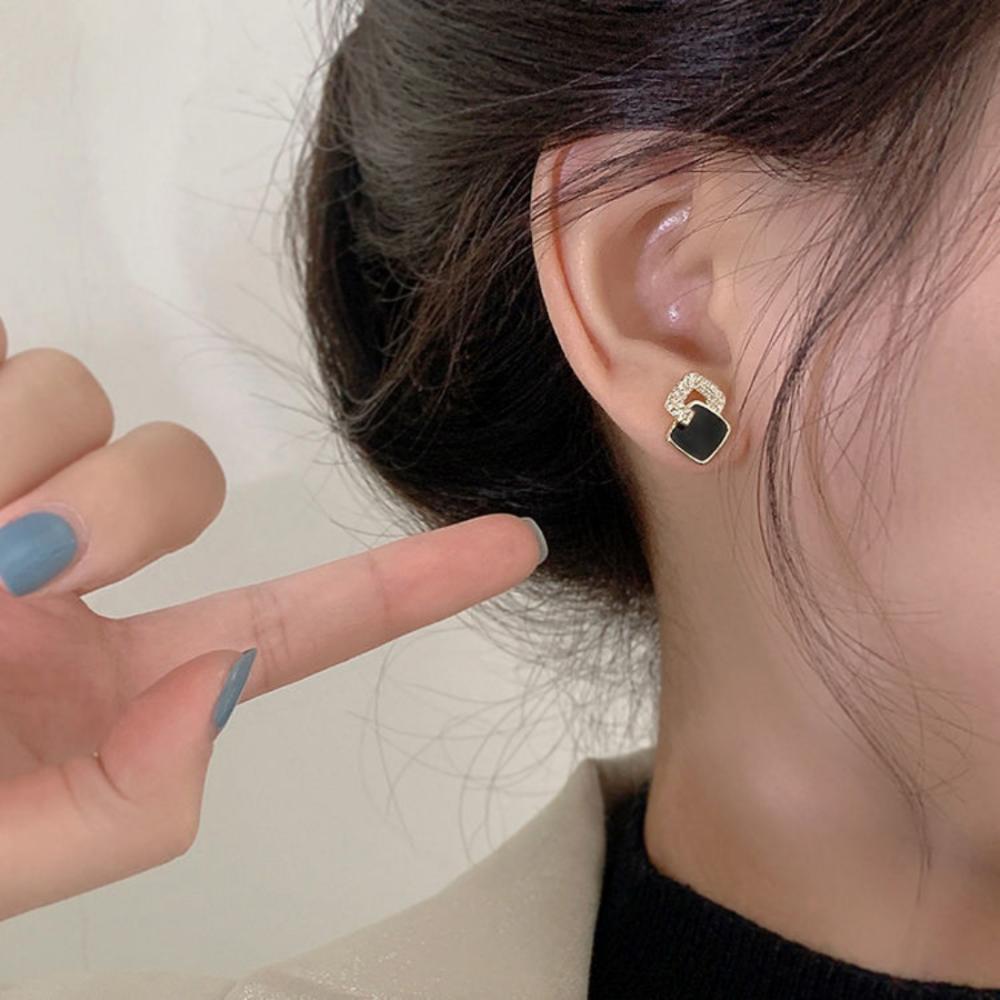 New Trending Black Geometric Square Stud Earrings for Women  Fashion High Sense Zircon Korean Earrings Designer Luxury Jewelry