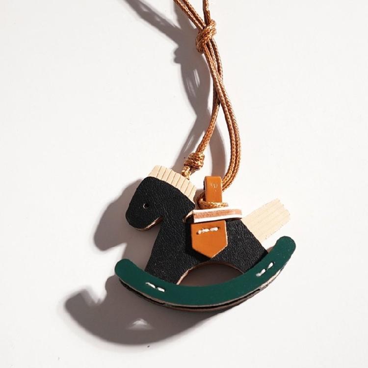 Decorative Leather Keychain Featuring 2026 Wooden Horse Design For Year Handmade Unique Bag Accessory