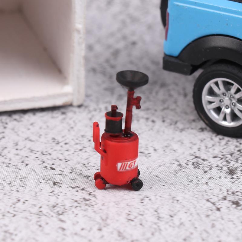 1:64 Simulation Oil Collector Miniature Tire Picker Model Repair Workshop Scene Prop Model Accessory Parking Lots City DIY Model