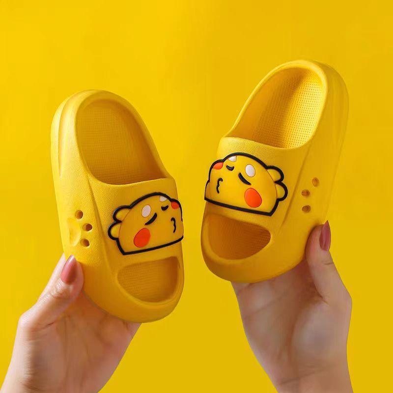 Children's slippers, cute cartoon boys and girls, baby children's shoes, middle-aged children's parent-child cool slippers