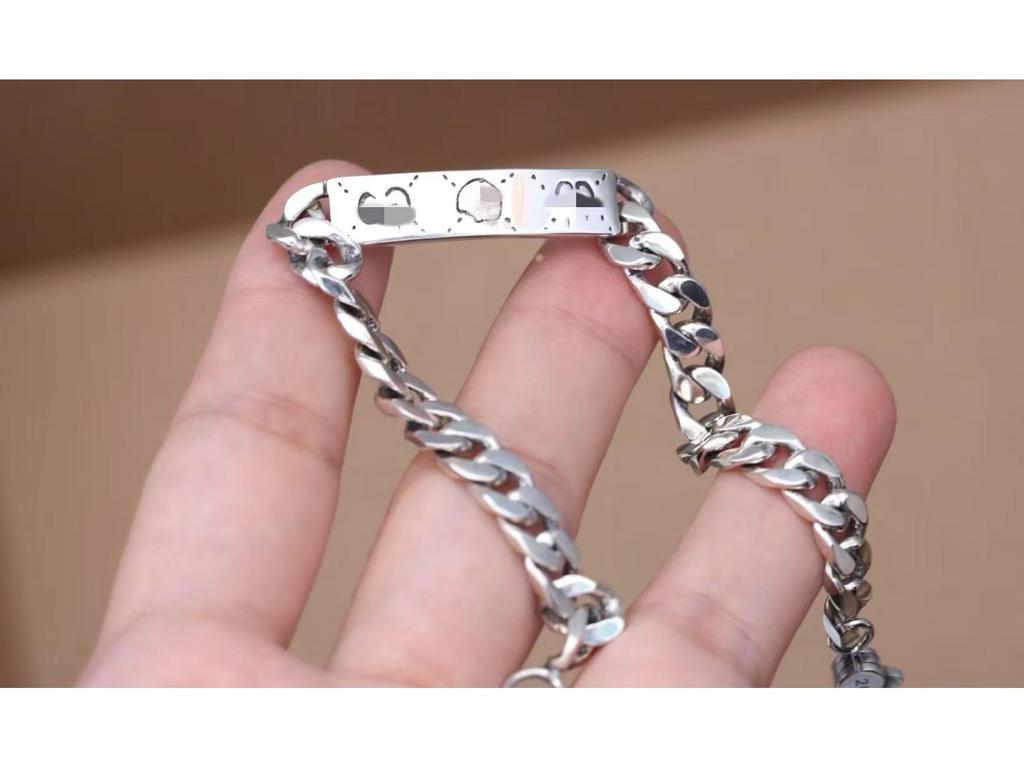 Sterling Silver Skull Couple Bracelet for Men and Women - Versatile and Elegant Design