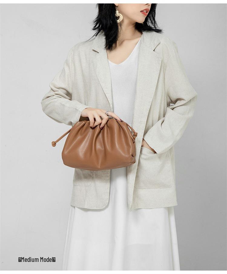 High-End Textured Cloud Dumpling Women's Shoulder Bag - Niche Pleated Design