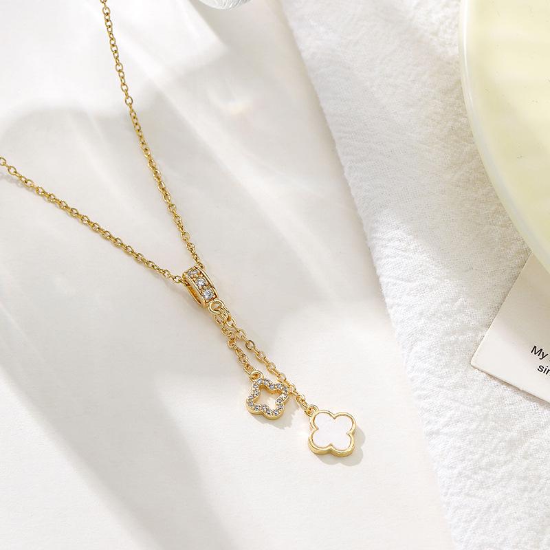 Titanium Steel Non-fading Necklace - European & American Style, Light Luxury, Versatile Korean Fashion, Perfect for Women and Girlfriend Gifts.