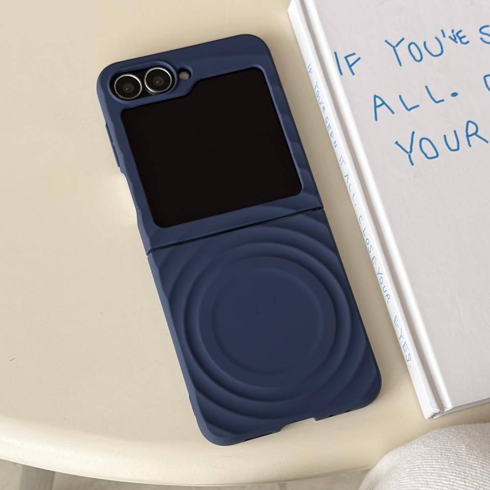 Soft Silicone For Magsafe Magnetic Water Ripple Case For For Samsung Galaxy Z Flip 7 6 5 4 3 5G Wireless Charging Shockproof Cover