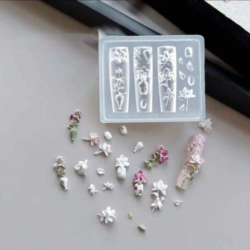 Nail Art Moulds Silicone 3D Template Nail Designing Tool Delicate Shape Silicone Handmade Molds for Manicure Creation