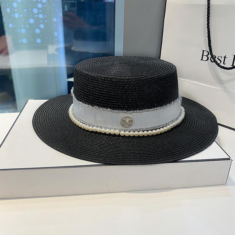 Straw hat women's spring and summer versatile pearl M letter flat top top top hat big brim sunshade sunscreen beach hat shows small face
