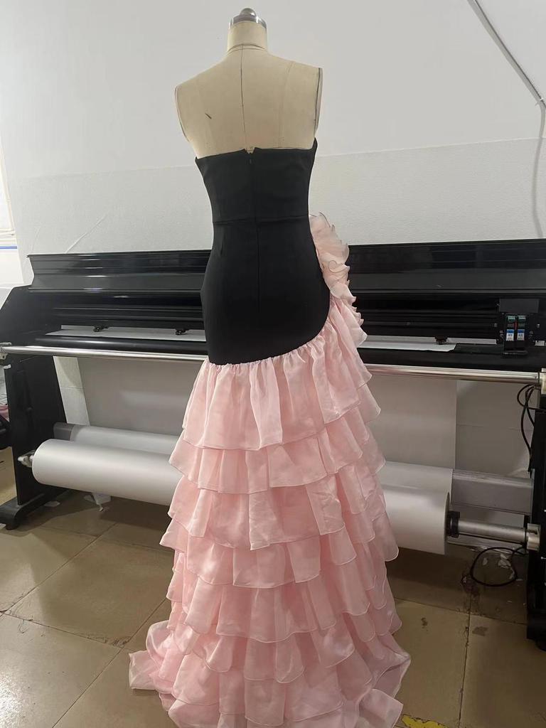 Elegant Strapless Lace Summer Dress with Ruffle and Split