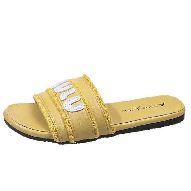 Cool Slippers Women's Summer Wear 2025 New Flat-bottomed Beach Sandals Fashionable Women's Soft-soled Small Fragrant One-word Drag