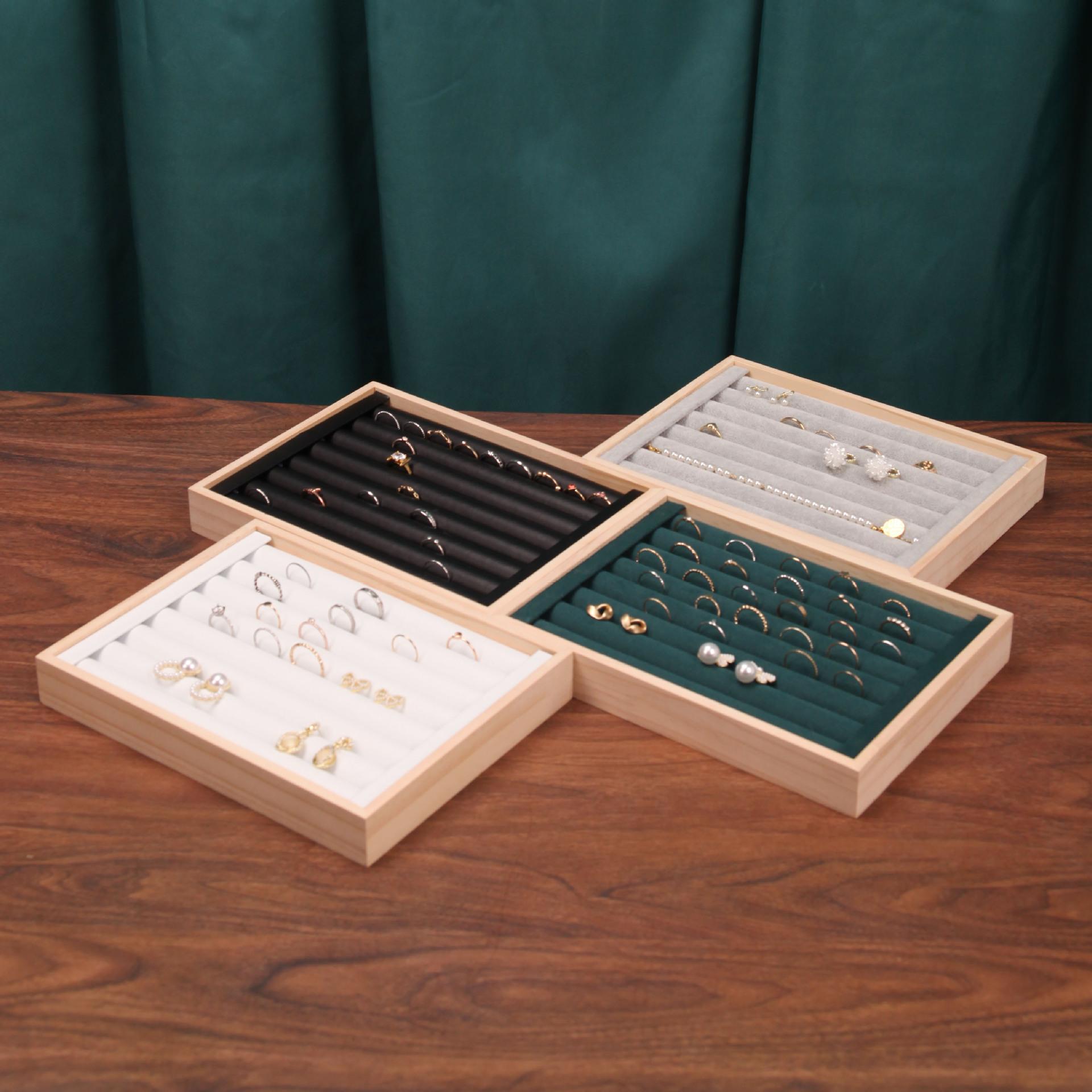 

Solid wood small flannel ring display plate, stud earrings, bracelet, storage and finishing box, ring jewelry S белый