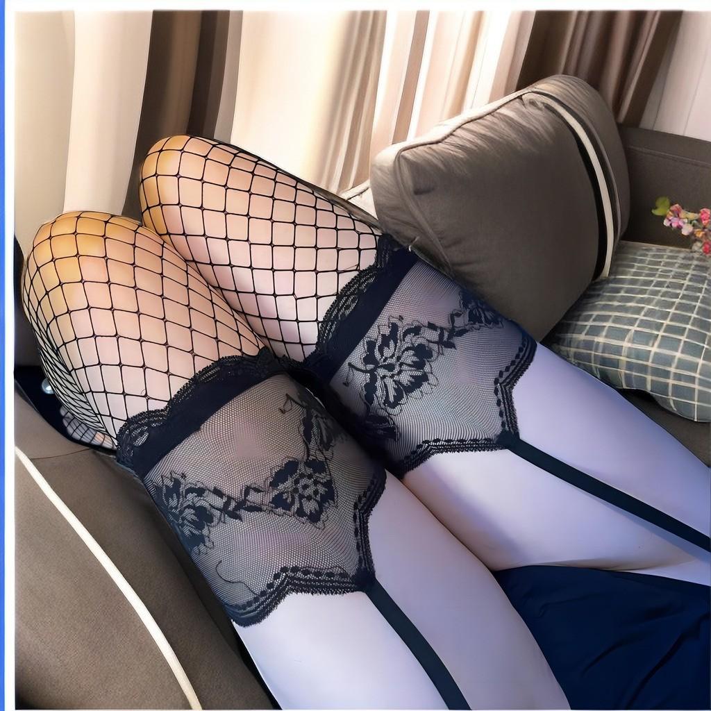 Lace suspender net socks, red edge black silk suspender socks, ultra-thin pure desire stockings, stockings over the knee, one-piece women