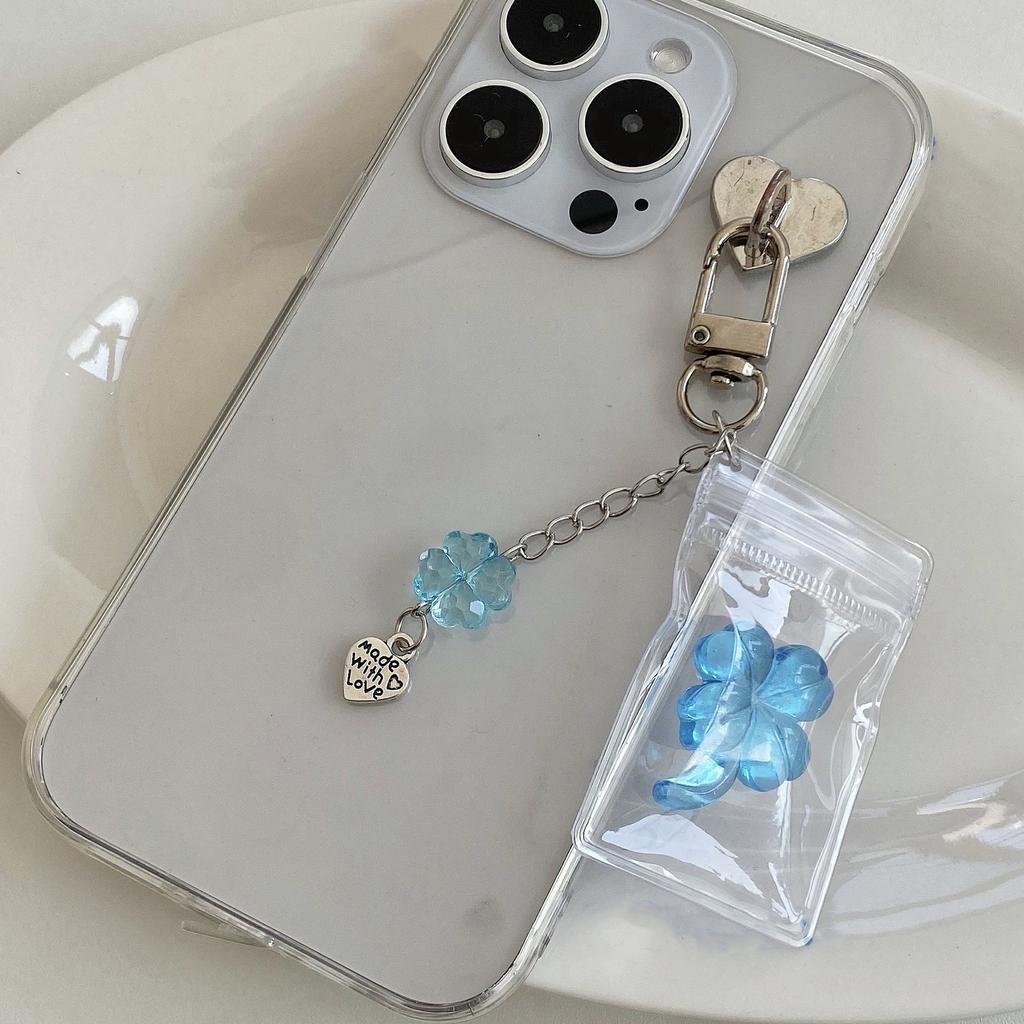 Adorable Four Leaf Clovers Pendant for Bags Or Keys Handmade Keychain Lanyard Phone Strap Stylish Cellphone Decoration