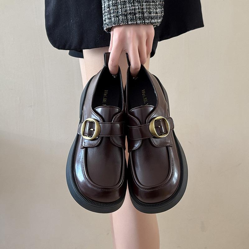 

Платформа британский стиль jk маленькие кожаные туфли женские 2025 весна и осень новые французские лоферы на подошве в виде маффина рабочие туфли для通勤 40 темно-коричневого