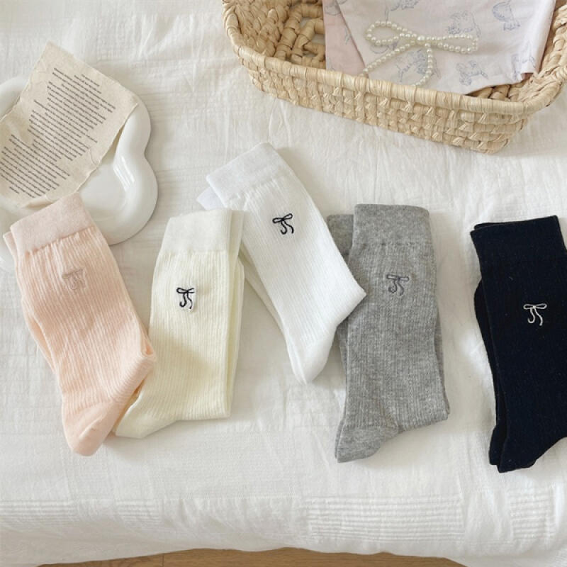 Parody see-through mini ribbon loose-fit long socks white