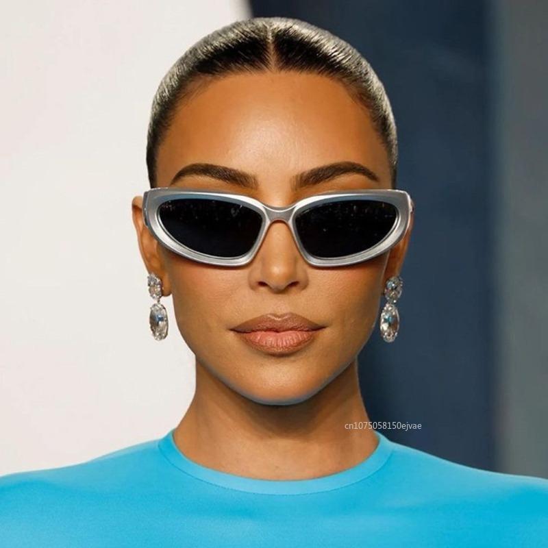 Y2K Cyberpunk Sunglasses Women Men 2000S Retro Wrap Around Eyewear Oval Frame Punk Goggles UV400 Designer Goggle Sunglasses
