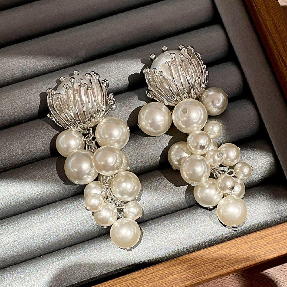 Elegant Grape Shape Earrings Sweet Pearl Beaded Earrings Creative Pear Drop Earrings  Women