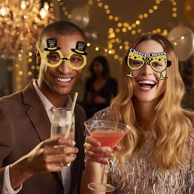 8PCS New Year's Glasses Party, New Year's Eve Decoration, Photo Display Items, Funny Party Paper Glasses
