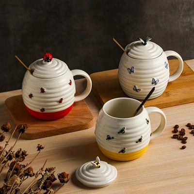 Tasse à café en céramique de 15,8 oz/450 ml avec poignée et couvercle, tasse à eau, coccinelle, papillon, abeille, décoration, tasse à thé pour cadeaux d'anniversaire et de Noël