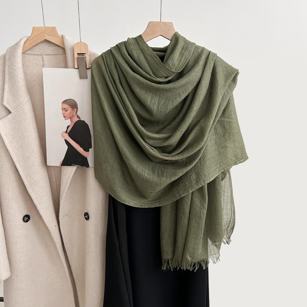 Cotton and linen scarf, fashion, literary style, solid color, linen scarf, women's air-conditioned room, shawl, and sunscreen silk scarf outside.