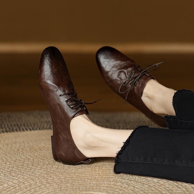 Fashion 2025 New Spring Designs Cow Leather Women Shoes Round Toe 1cm Heel Women Flats Shoes for Women Fashion Loafers Genuine Leather