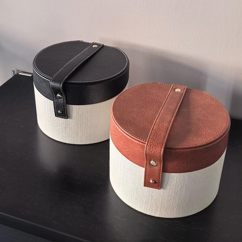 Luxury Handheld Makeup Bag with Mirror Jewelry and Miscellaneous Storage Bucket Portable High end Cosmetics Storage Box
