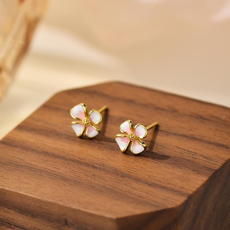 Flower Earrings for Women with Small, Simple and Versatile Forest Style Fresh Colorful Flower Earrings Sweet