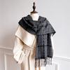 Fashion Stripe Plaid Winter Women Warm Scarf Thick Tassels Shawls Pashmina Designer Neckerchief Cashmere Lady Luxury Cold-Proof
